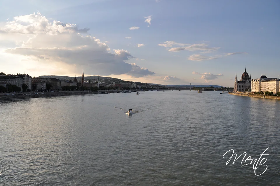 Atardecer desde el Puente de las Cadenas