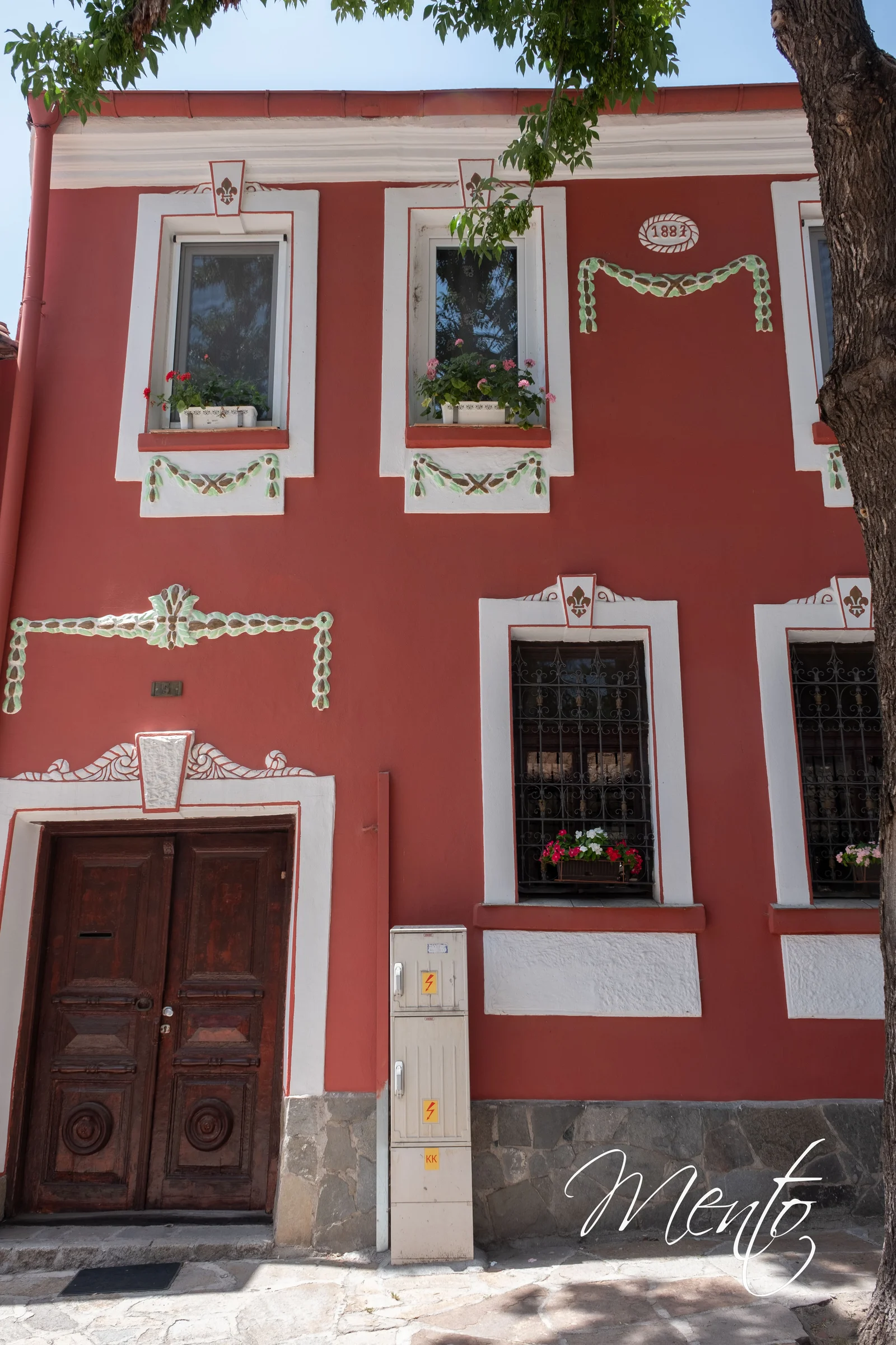 Cualquier fachada llama la atención en el casco antiguo de Plovdiv.