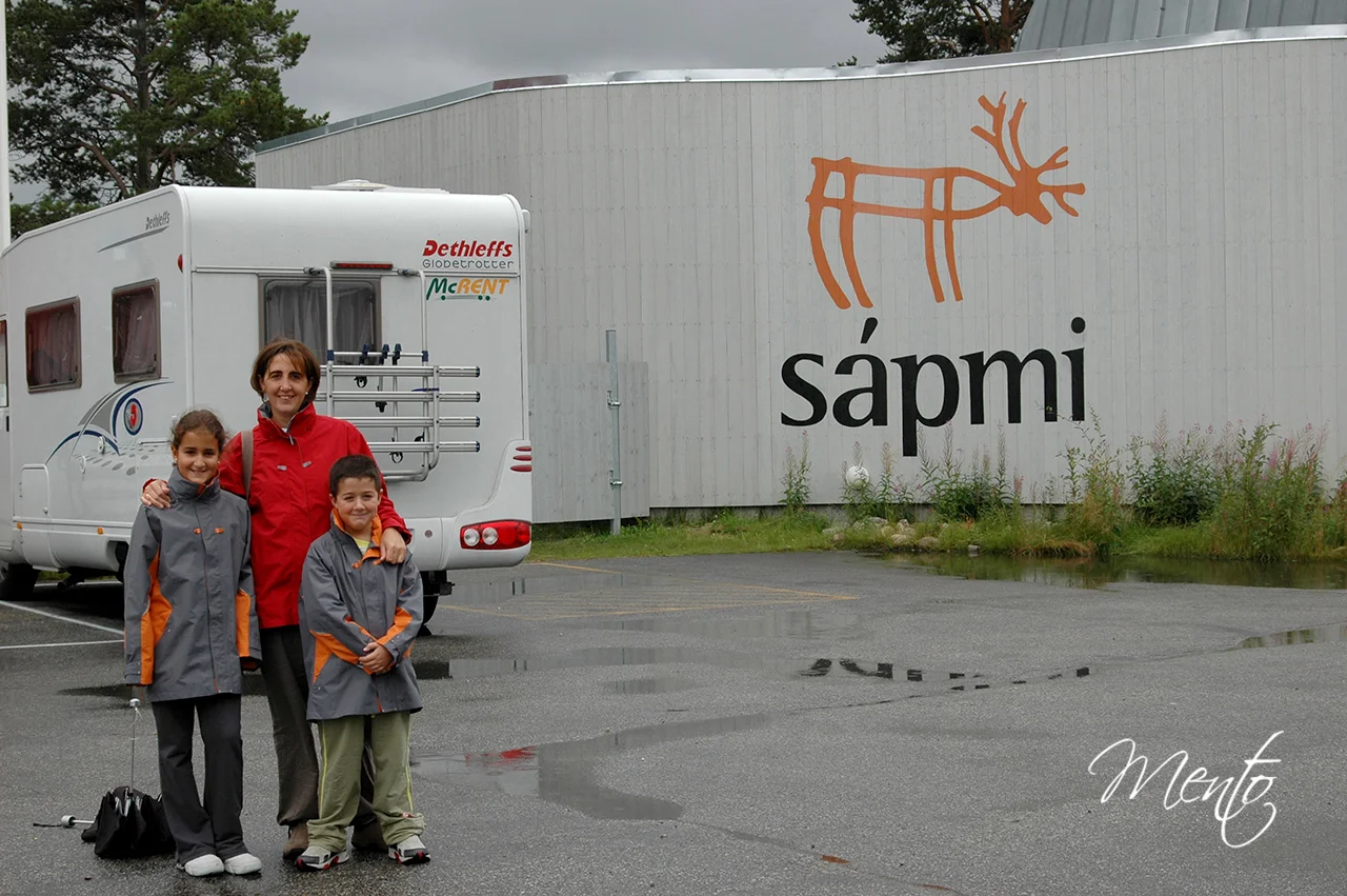 Entrada al parque Sápmi