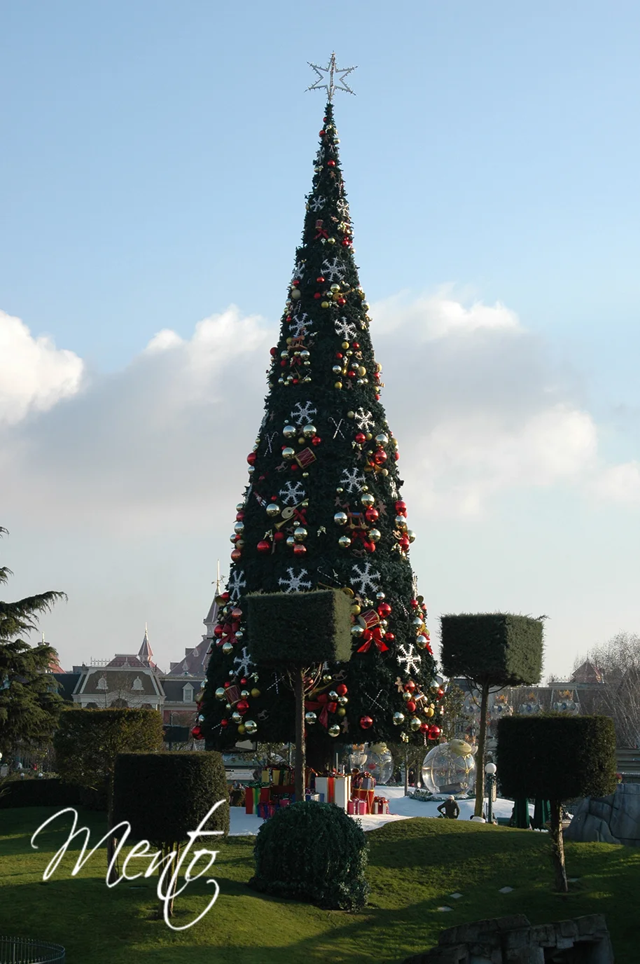 En 2006 el árbol de Navidad estuvo en la plaza del castillo