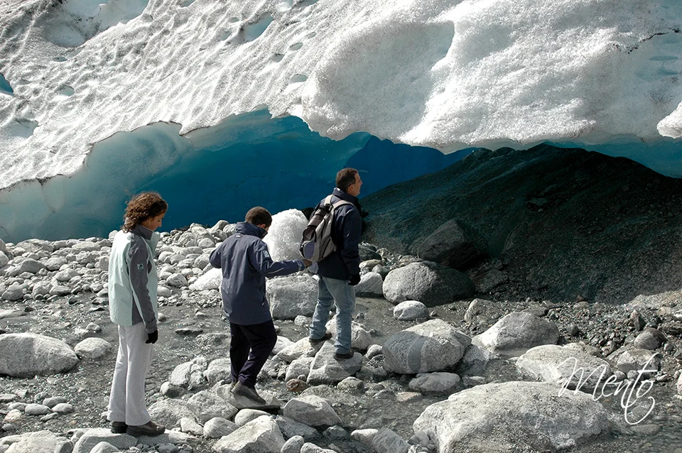 Junto al glaciar.