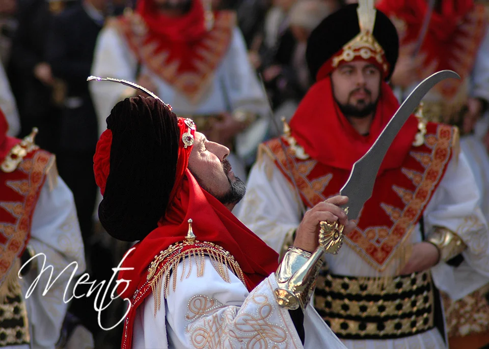 Desfile general. Comparsa moros