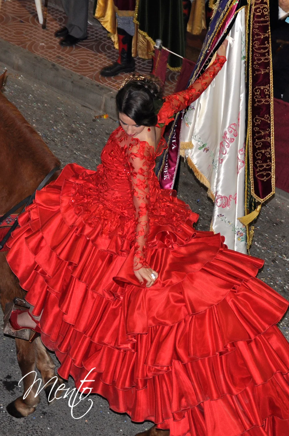 Desfile general día 6 (2017). Capitanía comparsa contrabandistas.