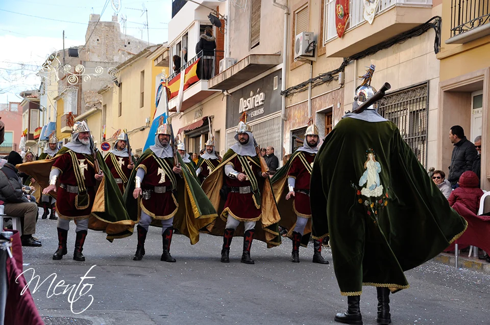 Desfile general día 8 (2017). Comparsa cristianos