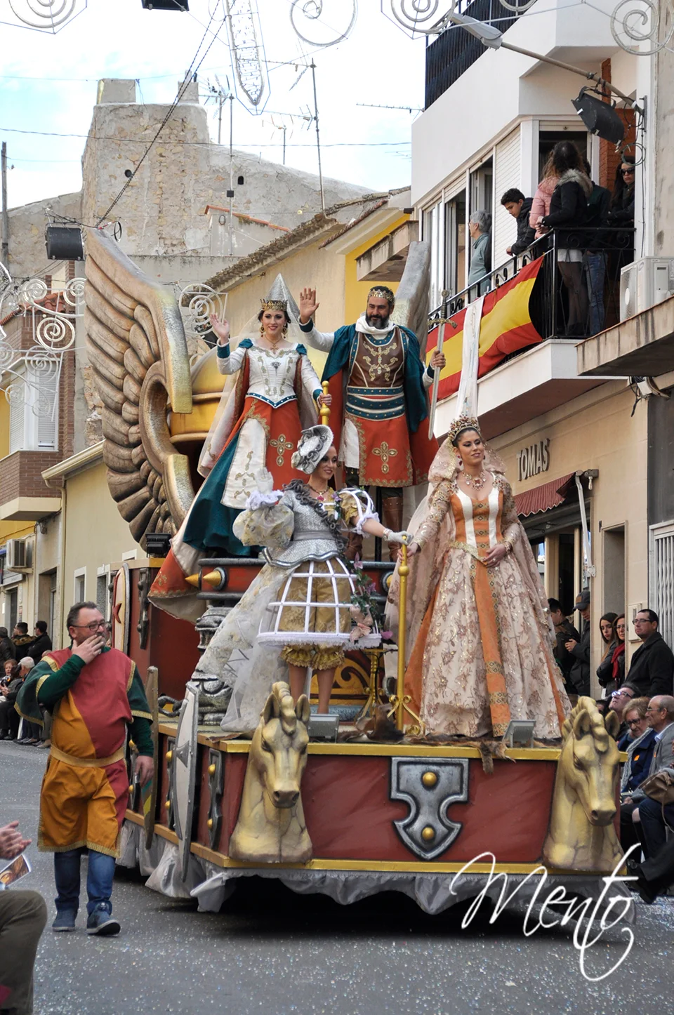 Desfile general día 8 (2017). Capitanía comparsa cristianos
