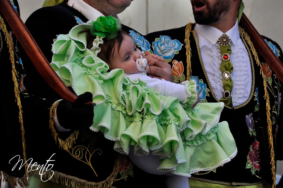 Desfile general día 8 (2017). Comparsa contrabandistas