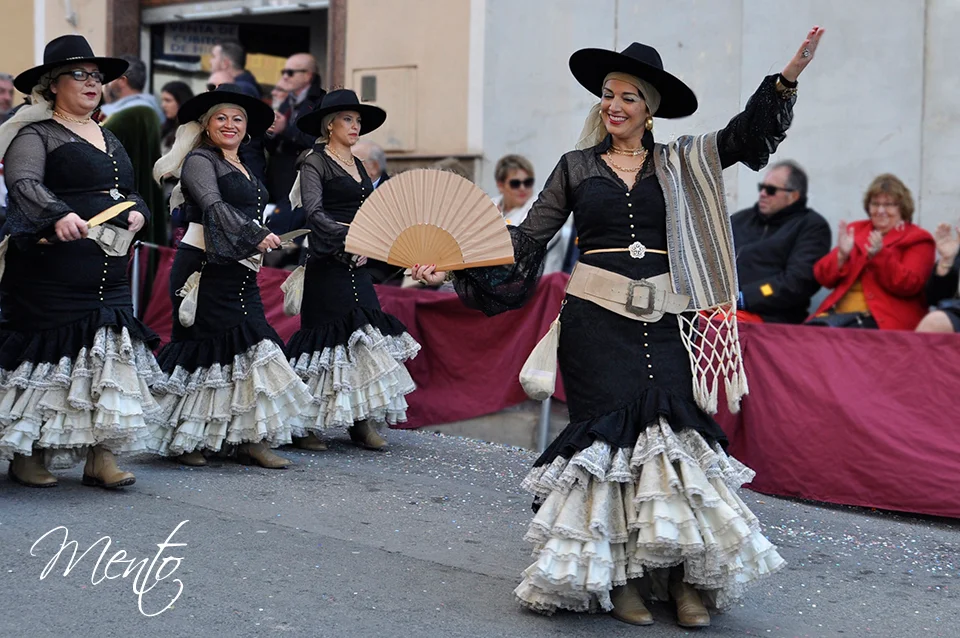 Desfile general día 8 (2017). Comparsa contrabandistas