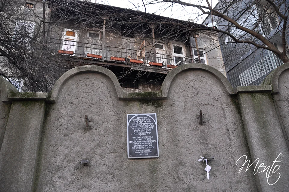 Fragmento del muro del gueto judío.
