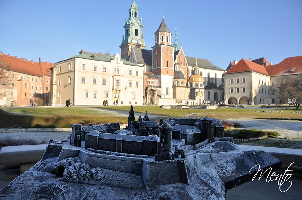 Entre luces y sombras, realidad y ficción...Wawel