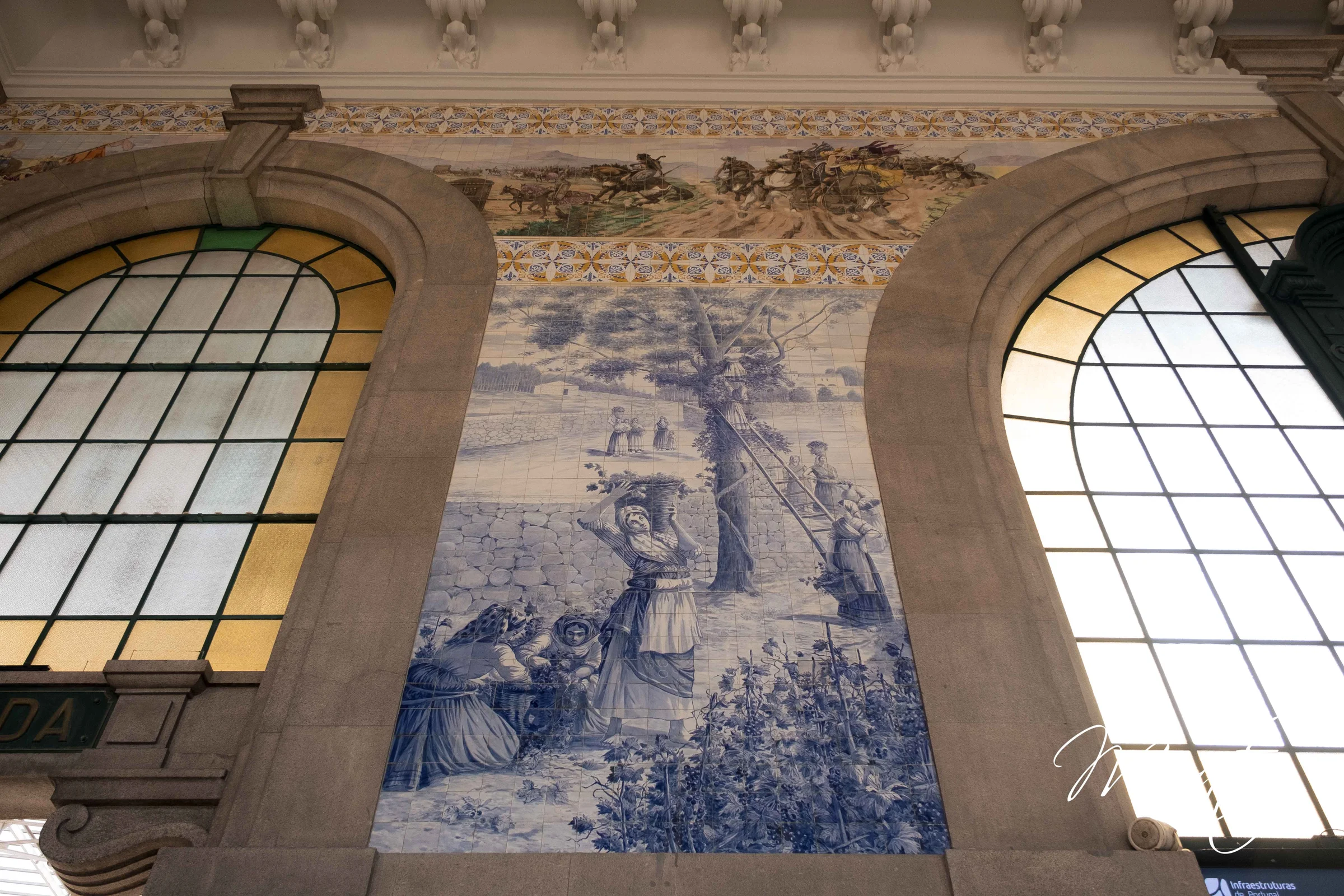 Estación de San Benito. Detalle de azulejería