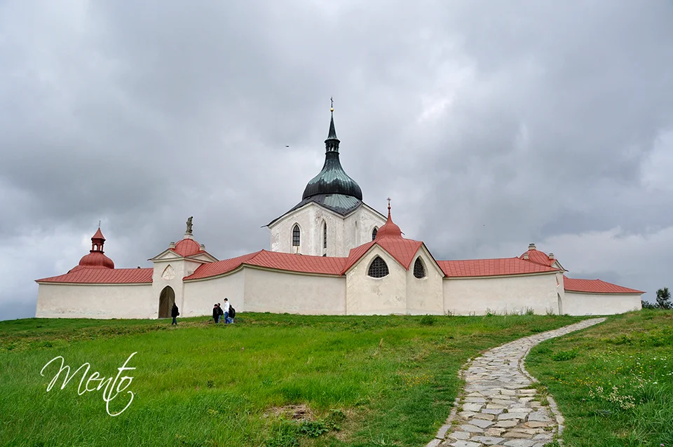 Cementerio de San Juan Nepomuceno en Žďár Nad Sázavou