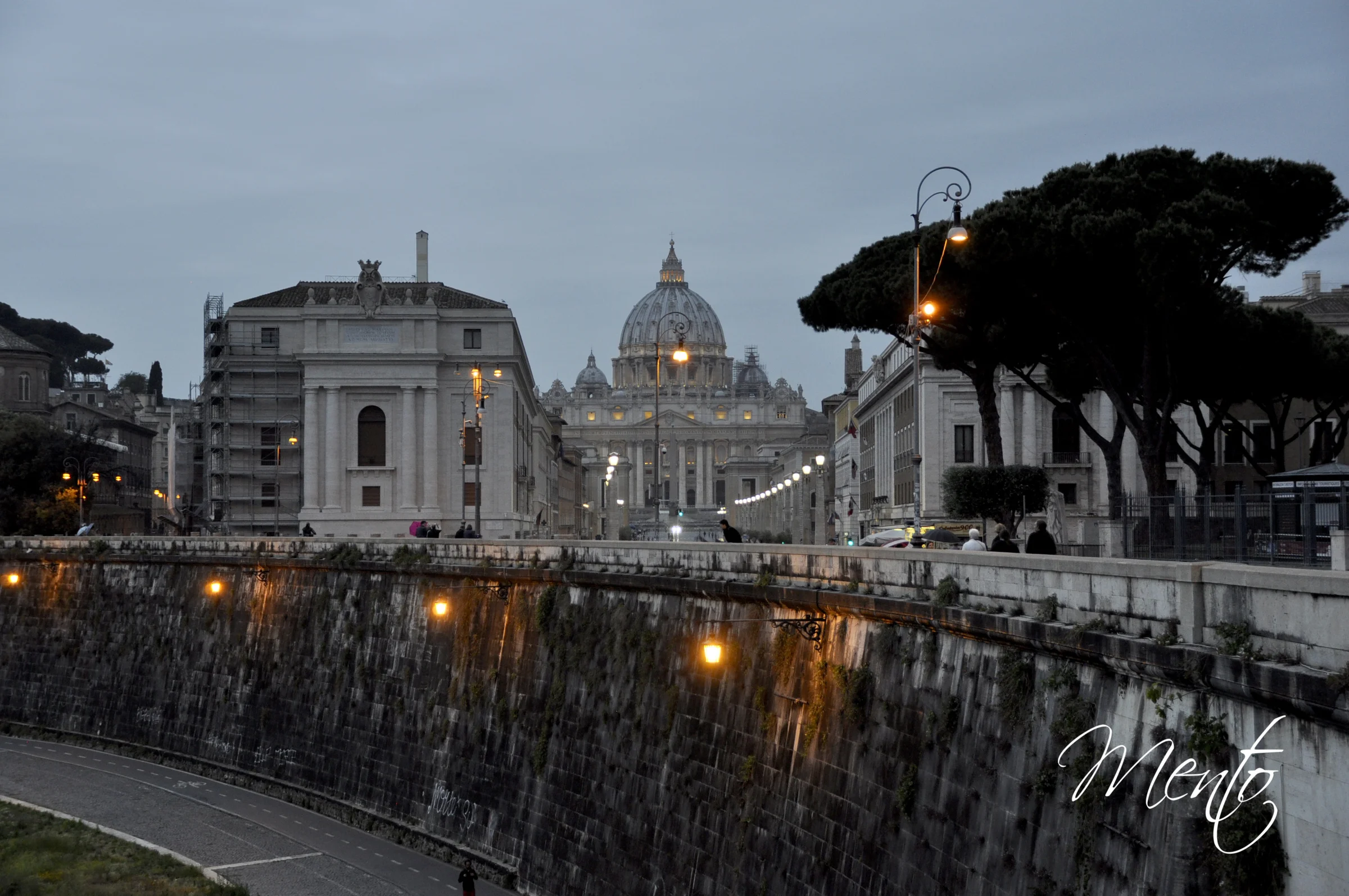 El Vaticano visto desde el puente de Sant'Angelo