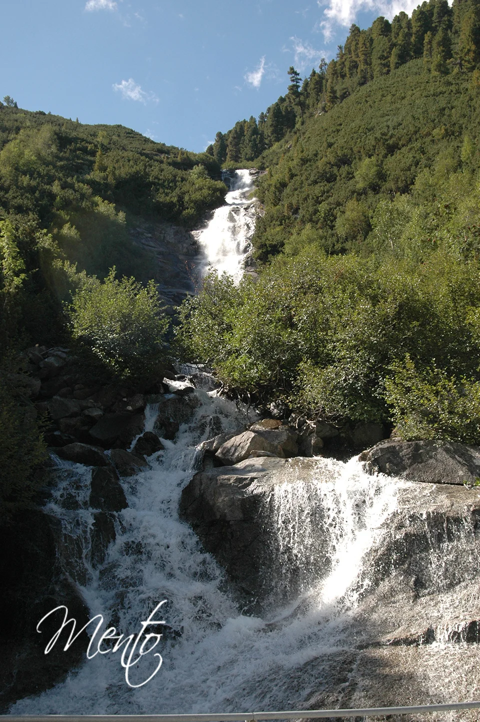 Caída de agua junto al Schlegeisspeicher