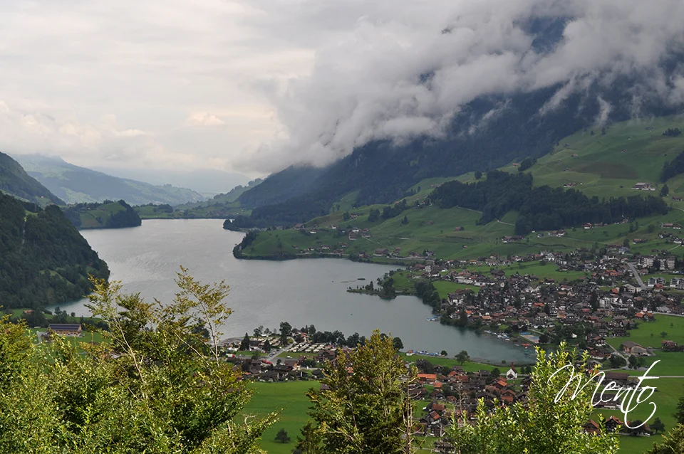 Mirador sobre el Lungernsee