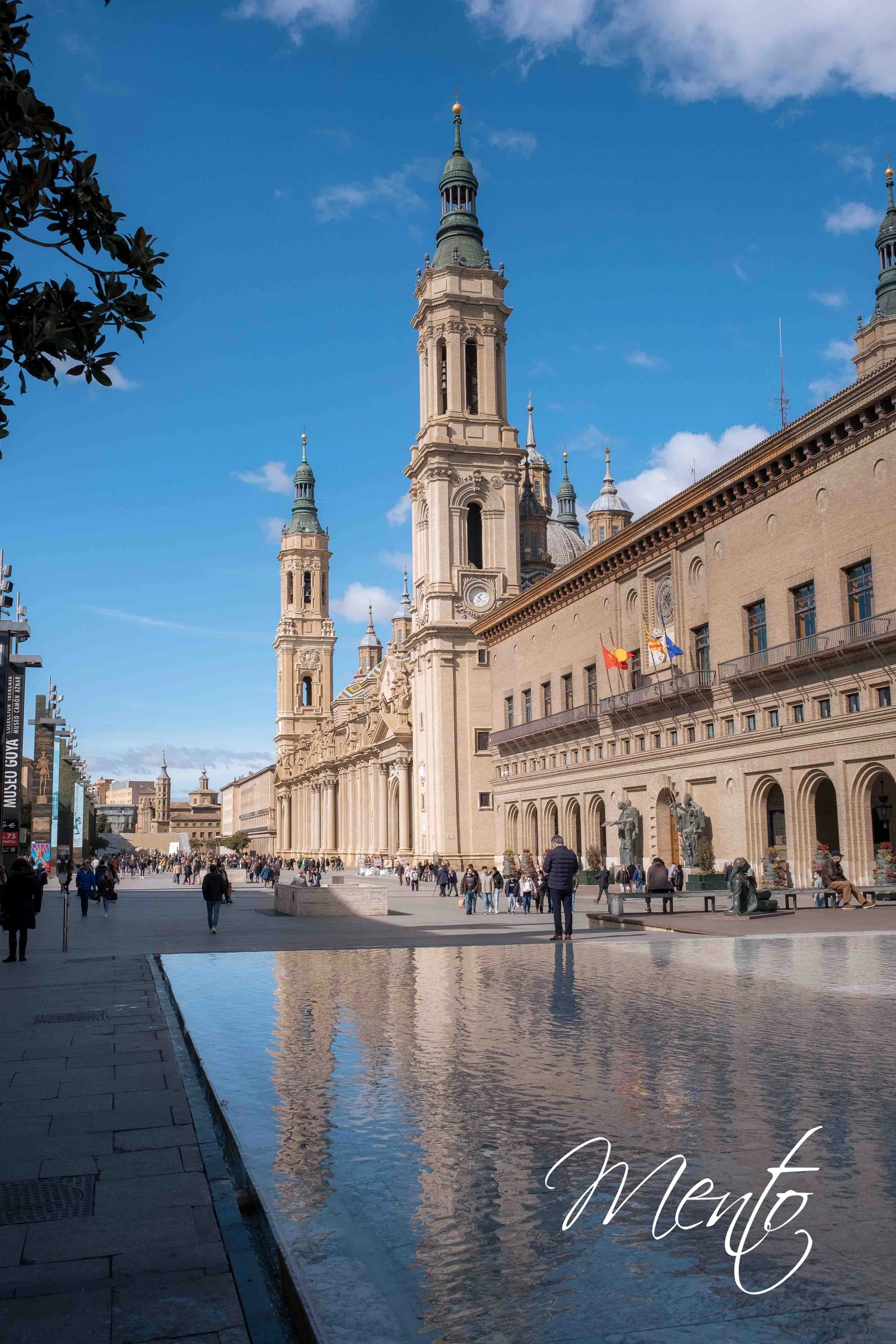 Plaza del Pilar